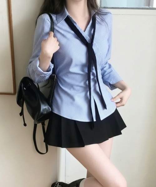 Emilie(エミリー)の「カシュクール ストライプ ウエストマークシャツ(Tシャツ/カットソー・レディース・チャコールグレー/ブルー/アイボリー・FREE)」の18枚目の写真