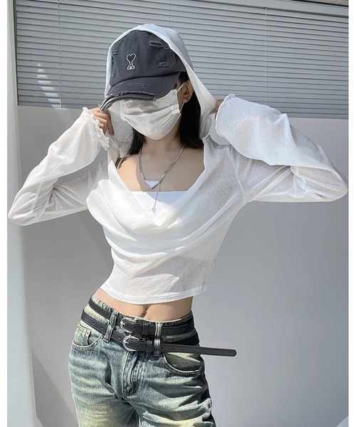 inst.ALL（インストール）の「クロップド丈ドレープシアーフードトップス（Tシャツ/カットソー・レディース・ホワイト/ブラック・M）」の4枚目の写真