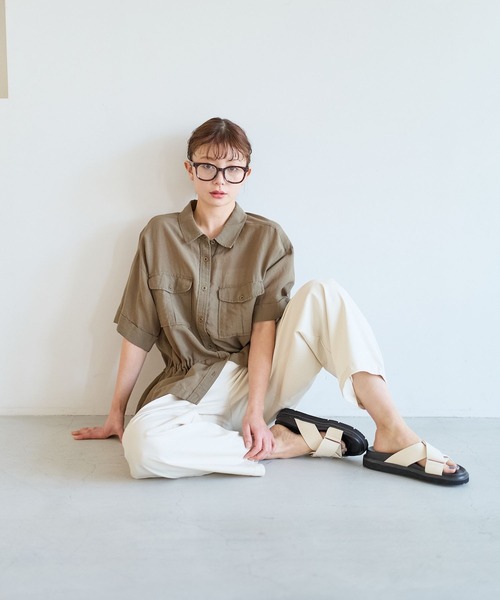 BAYFLOW（ベイフロー）の「クロスベルトフラットサンダル（サンダル・レディース・ブラック/アイボリー・LARGE/MEDIUM）」の9枚目の写真