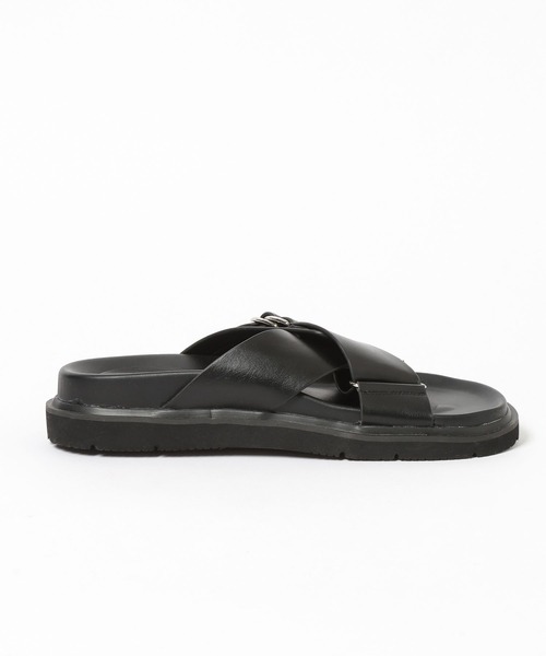 BAYFLOW（ベイフロー）の「クロスベルトフラットサンダル（サンダル・レディース・ブラック/アイボリー・LARGE/MEDIUM）」の13枚目の写真