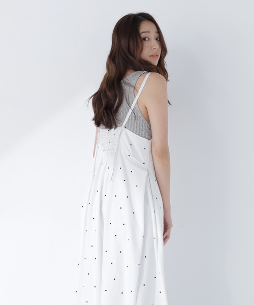 NATURAL BEAUTY BASIC（ナチュラルビューティーベーシック）の「スクエアドットキャミワンピース（ワンピース・レディース・ホワイト系その他/ブラック系その他2・P/S/MEDIUM）」の15枚目の写真