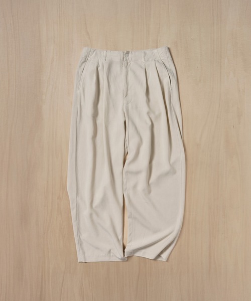 concause(コンコース)の「【concause/コンコース】別注tencel wide slacls(スラックス・メンズ・オフホワイト/ブラック・4/5)」の12枚目の写真