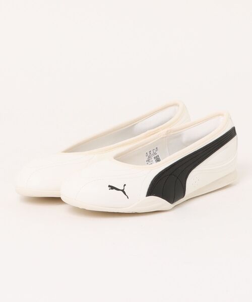 PUMA(プーマ)の「プーマ キャッチ ソレイユ(バレエシューズ・レディース・ホワイト×ブラック/ブラック系その他/ブラック×ホワイト・22.5cm/23.0cm/23.5cm/24.0cm/24.5cm/25.0cm)」の2枚目の写真