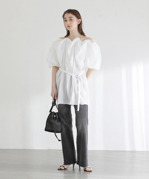 La TOTALITE（ラトータリテ）の「LORISTELLA / ロリステッラ メッシュ×レザーコンビショルダーバッグ（ショルダーバッグ・レディース・ベージュ/ブラック・FREE）」の3枚目の写真