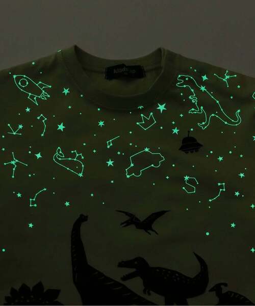 kladskap（クレードスコープ）の「【人気商品再入荷】【直営店で取り扱い無し】恐竜×星座半袖Tシャツ（Tシャツ/カットソー・キッズ・黄緑系/ライトオレンジ系/サックスブルー・90cm/100cm/110cm/120cm/130cm）」の6枚目の写真