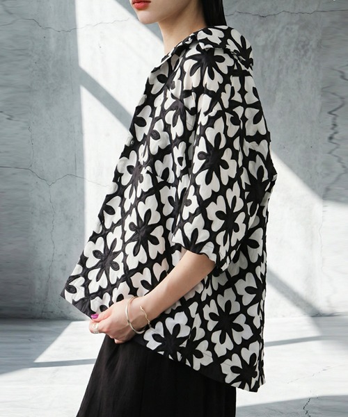 antiqua(アンティカ)の「オープンカラー 綿 刺繍 シャツ(シャツ/ブラウス・レディース・その他1/その他・ONESIZE)」の9枚目の写真