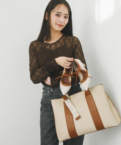 RODE SKO(ロデスコ)の「『別注』AJUGA.×RODE SKO 『MADE IN JAPAN』チャンキーヒールリボンパンプス(パンプス・レディース・オフホワイト/ブラック・39/36/38/37)」の6枚目の写真
