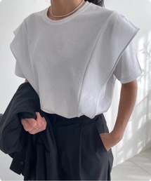 [韓国トレンド] フレアショルダーデザインTシャツ
