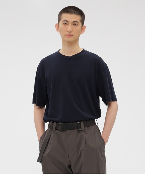 MARGARET HOWELL(マーガレットハウエル)の「COTTON LINEN PIQUE(Tシャツ/カットソー・メンズ・グリーン/マスタード/ネイビー・MEDIUM/LARGE)」の3枚目の写真