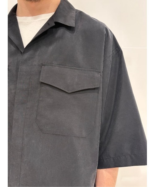 onegravity(ワングラビティ)の「onegravity / シルクナイロン ショートスリーブシャツ(シャツ/ブラウス・メンズ・ブラック/グレー・MEDIUM/LARGE)」の12枚目の写真