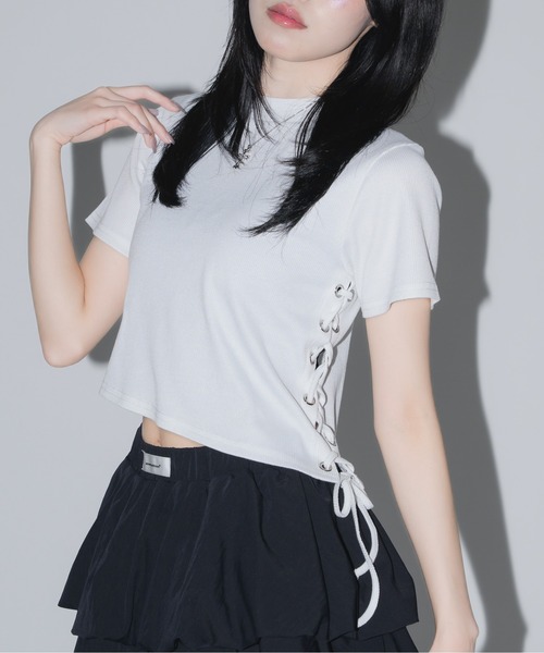 17HR(セブンティーンアワーズ)の「サイドレースアップリブTシャツ(Tシャツ/カットソー・レディース・ブルー/ホワイト/ブラック・FREE)」の2枚目の写真