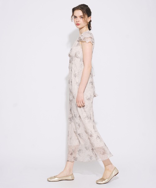 ME COUTURE(ミークチュール)の「Violetteラメシフォンドレス(ワンピース・レディース・アイボリー/ベビーピンク・00/FREE)」の4枚目の写真