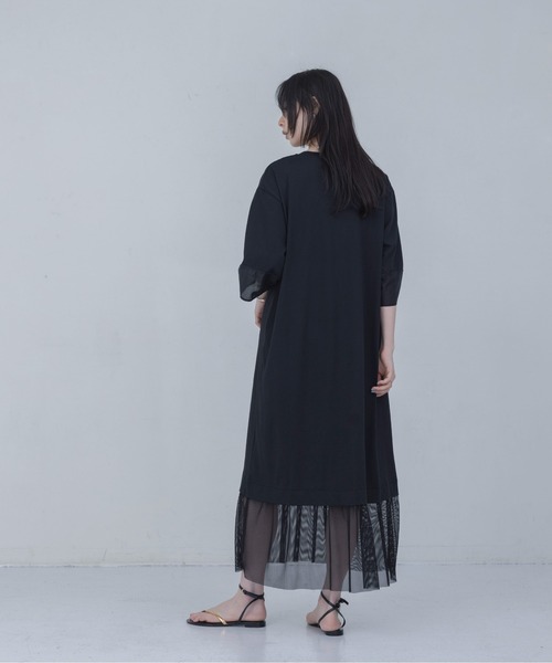 Eimee Law(エイミーロウ)の「箔プリント タックスリーブワンピース(ワンピース・レディース・オフホワイト/ブラック・FREE)」の13枚目の写真