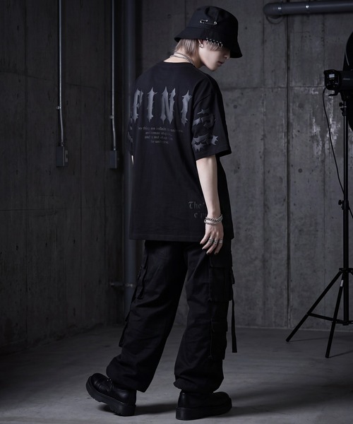 SCHWA(シュワ)の「【SCHWA/シュワ】バックロゴプリント ネックレス付き 半袖Tシャツ(Tシャツ/カットソー・メンズ・ホワイト系1/ホワイト系2/ブラック系1/ブラック系2・M/L)」の11枚目の写真