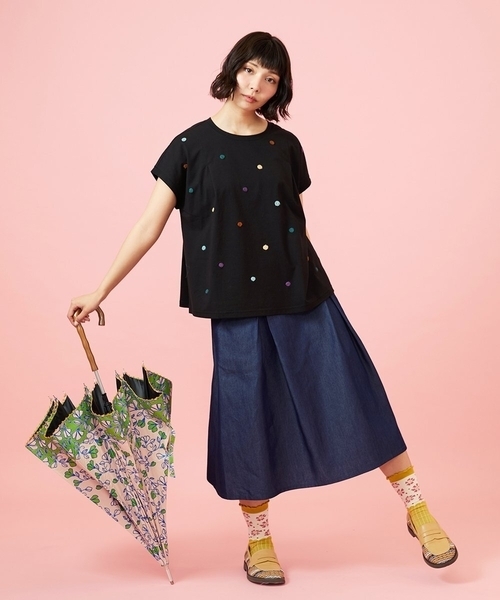 Jocomomola(ホコモモラ)の「Flor デニム 刺繍入りフレアスカート(デニムスカート・レディース・ネイビー/ブルー・40)」の9枚目の写真