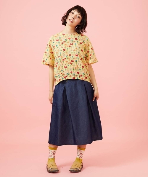 Jocomomola(ホコモモラ)の「Flor デニム 刺繍入りフレアスカート(デニムスカート・レディース・ネイビー/ブルー・40)」の14枚目の写真