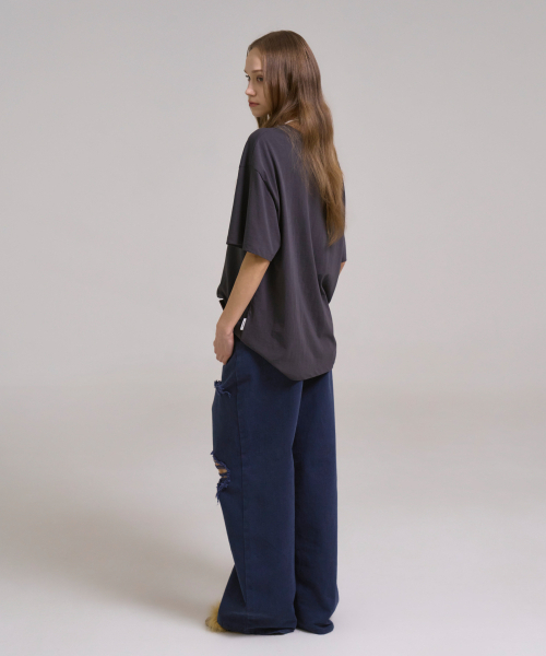 SSIN AND LEE(シンアンドリー)の「ナッシングピンチドTシャツチャコール(Tシャツ/カットソー・レディース・その他・FREE)」の4枚目の写真