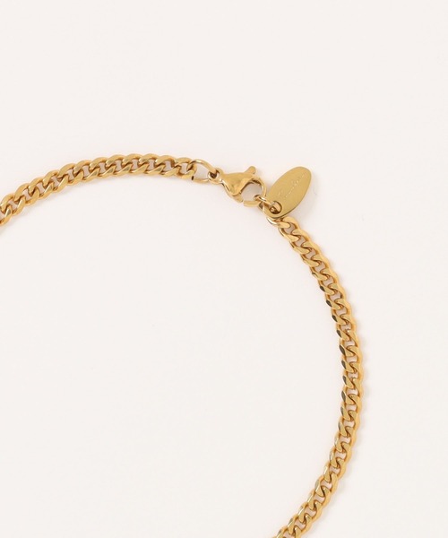 TUWAKRIM（トゥワクリム）の「【TUWAKRIM】Saint Christopher Necklace（ネックレス・レディース・ゴールド・MEDIUM）」の3枚目の写真