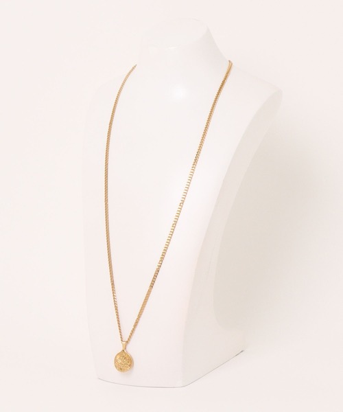 TUWAKRIM（トゥワクリム）の「【TUWAKRIM】Saint Christopher Necklace（ネックレス・レディース・ゴールド・MEDIUM）」の2枚目の写真