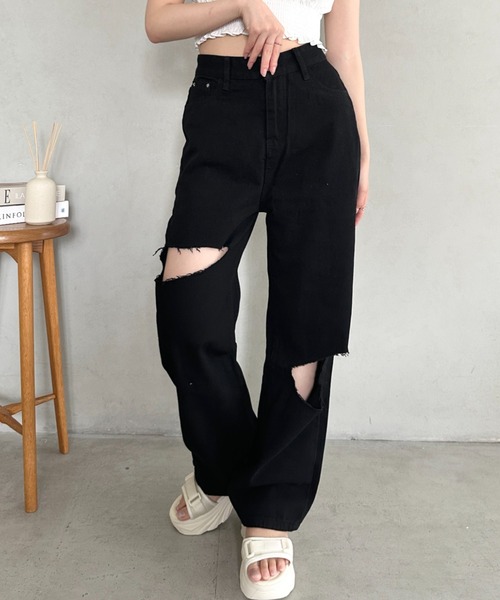 CLEA(クレア)の「クラッシュダメージストレートデニム(デニムパンツ・レディース・ブラック・L/M)」の2枚目の写真