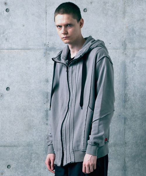 VIRGOwearworks（ヴァルゴウェアワークス）の「FRAGFORM ZIP HOODIE（パーカー・メンズ・ブラック/チャコールグレー/オリーブドラブ・2/3/4）」の2枚目の写真