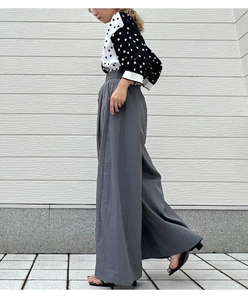 Q（キュー）の「ギャザーワイドパンツ（その他パンツ・レディース・ピンク/チャコールグレー・MEDIUM）」の8枚目の写真