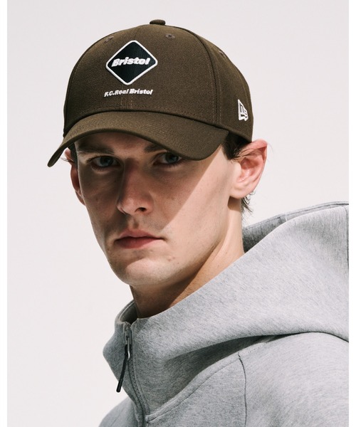 F.C.Real Bristol（エフシーレアルブリストル）の「NEW ERA EMBLEM 9FORTY CAP（キャップ・メンズ・ブラック/ブラウン・FREE）」の3枚目の写真