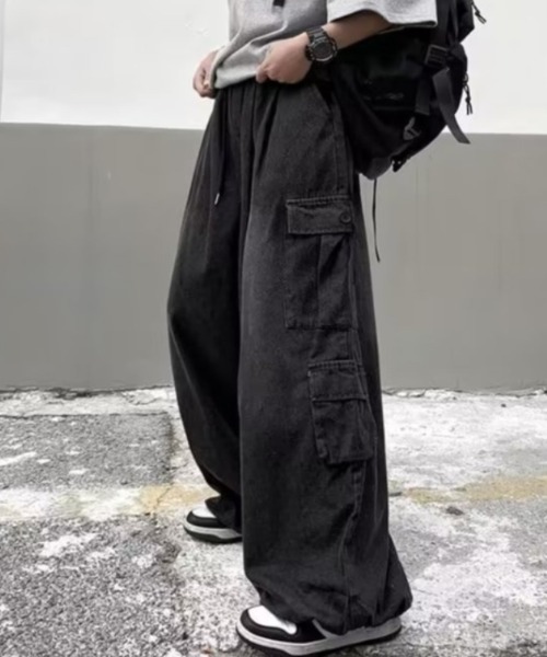 boemy(ボエミー)の「バルーンシルエット デニムカーゴパンツ(デニムパンツ・メンズ・ブラック/ブルー・XXL/3XL/XL)」の3枚目の写真