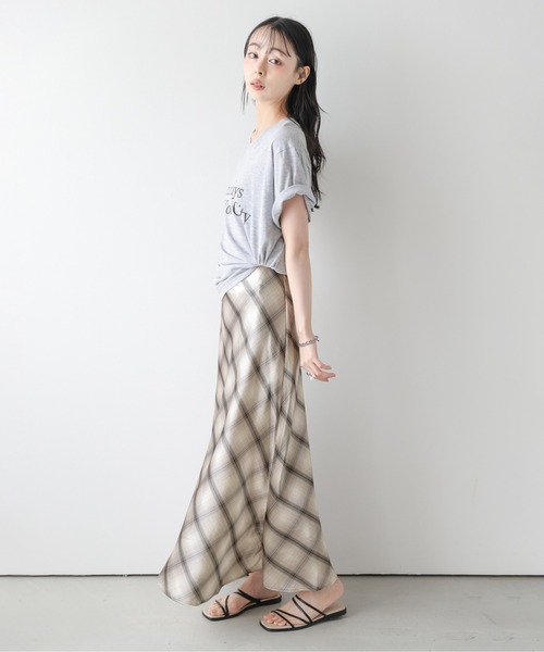 La-gemme(ラジェム)の「チェックorドット サテンフレアスカート(スカート・レディース・ベージュ/ブラック系その他/ブルーグレー/シャンパン/ブラウン系その他/ブラック・S/M/L)」の12枚目の写真