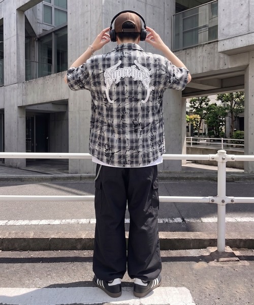 SPINNS(スピンズ)の「オンブレチェックシャツ/半袖/ダメージストリートロゴ/バックロゴ(シャツ/ブラウス・メンズ・ブラック・ONESIZE)」の4枚目の写真