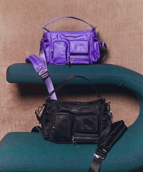 anna sui nyc（アナ スイ エヌ ワイ シー）の「【新素材】マルチポケットチビバッグ（ナイロン）（ショルダーバッグ・レディース・パープル/ブラック/グリーン・FREE）」の4枚目の写真