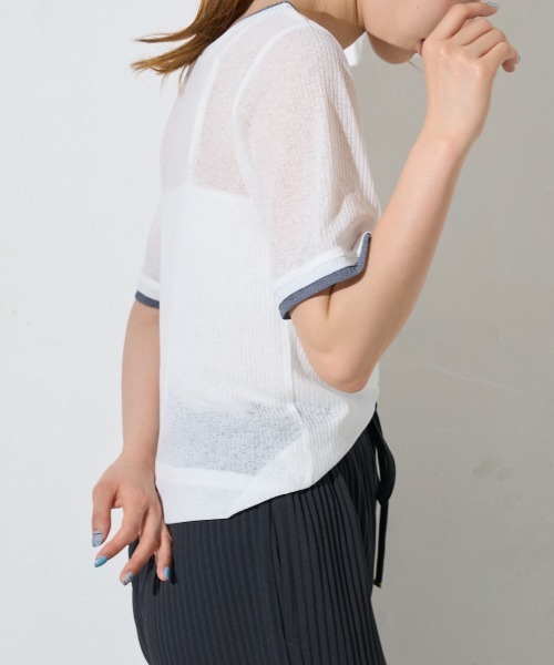 TRIANGLE PALETTE(トライアングルパレット)の「配色ヘンリーネック シアーリブ半袖Tシャツ/レイヤード風(Tシャツ/カットソー・レディース・ブルー/ブラウン/ホワイト/ブラック・FREE)」の10枚目の写真