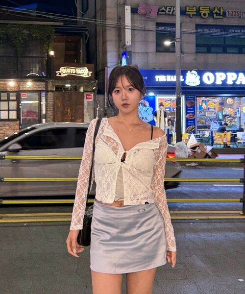 HOMEBODY THINGS（ホームバディ ティングズ）の「Belted Satin Mini Skort (SKY BLUE)（スカート・レディース・その他・2/1）」の9枚目の写真