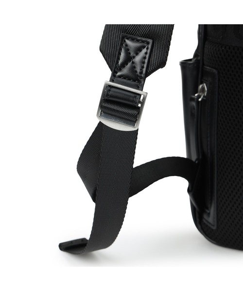 Guess(ゲス)の「TORINO Backpack バックパック リュック(バックパック/リュック・メンズ・ブラック・ONE SIZE)」の6枚目の写真