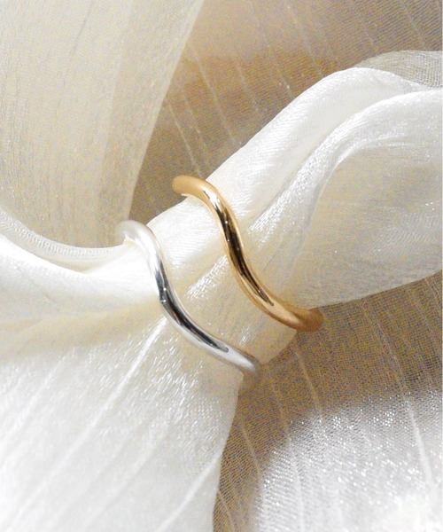 styiro(スタイロ)の「【14K Gold & 925 Silver Coated / 2本SET】金属アレルギー対応 ニュアンスミニマルデュオリング(リング・レディース・シルバー/ゴールド/シルバー×ゴールド・FREE)」の20枚目の写真