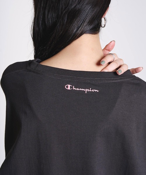 Champion(チャンピオン)の「【Champion別注】SUPER BIG L/S TEE(Tシャツ/カットソー・レディース・チャコール/ホワイト/パープル/ライトグレー・ONE SIZE)」の12枚目の写真