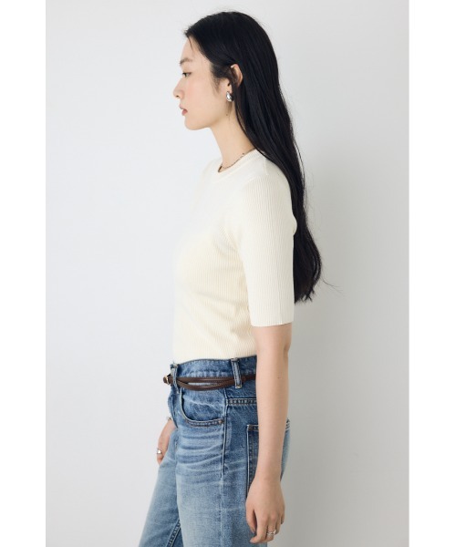 AZUL by moussy(アズールバイマウジー)の「【身長/骨格別着用画像あり】ハーフスリーブクルーネックニットトップス 秋服 半袖 無地 春服(ニット/セーター・レディース・アイボリー/ボルドー/ブラック/杢グレー・FREE)」の6枚目の写真