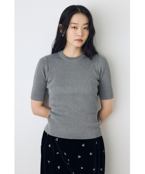 AZUL by moussy(アズールバイマウジー)の「【身長/骨格別着用画像あり】ハーフスリーブクルーネックニットトップス 秋服 半袖 無地 春服(ニット/セーター・レディース・アイボリー/ボルドー/ブラック/杢グレー・FREE)」の22枚目の写真