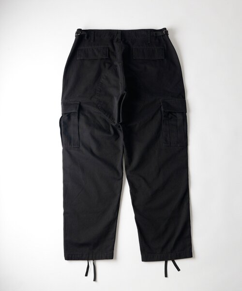 WHO'S WHO gallery(フーズフーギャラリー)の「【26AW LOOK掲載品番】【KOOKY'N】M65PT(カーゴパンツ・メンズ・ベージュ/ネイビー/ブラック・FREE)」の4枚目の写真