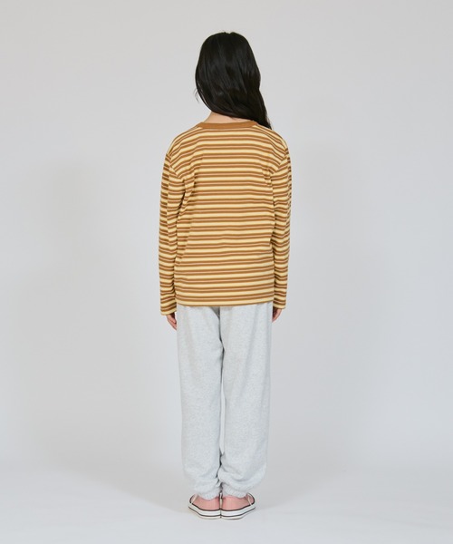 Champion(チャンピオン)の「【Champion/チャンピオン】キッズ ベーシック ロングスリーブTシャツ(ワンピース・キッズ・ライトブラウン/アイボリー/パープル系その他3・120/110/100/150/140/160/130)」の20枚目の写真