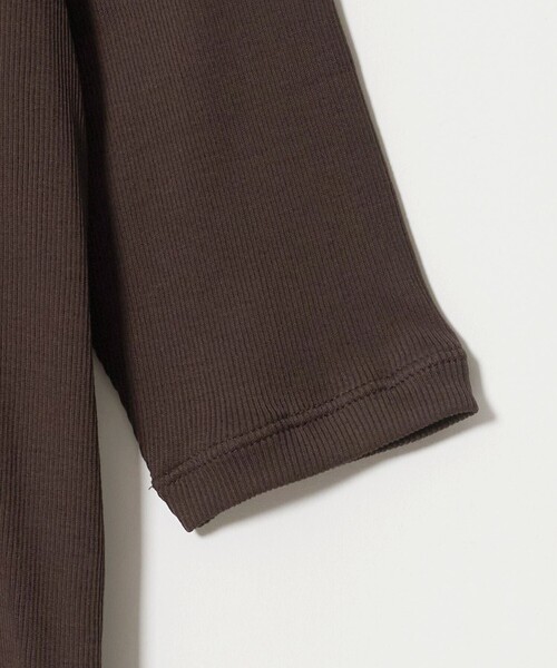 UNITED ARROWS（ユナイテッドアローズ）の「コットン テレコ 5分袖 カットソー（Tシャツ/カットソー・レディース・ダークブラウン/ホワイト/ピンク/ブラック・FREE）」の9枚目の写真