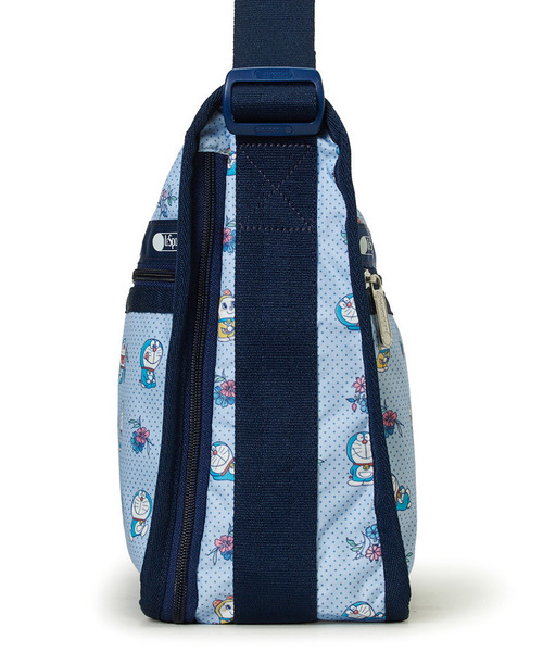 LeSportsac(レスポートサック)の「【DORAEMON】DELUXE EVERYDAY BAG(ショルダーバッグ・レディース・ブルー・FREE)」の5枚目の写真