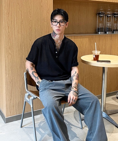 NOWLE(ノウル)の「【NOWLE】ヘンリーネック サマーニット 半袖 シャツ / リラックス トップス(ニット/セーター・メンズ・ブラック/ホワイト・LARGE/X-LARGE/MEDIUM)」の7枚目の写真