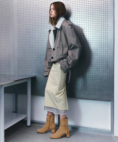 CHARLES & KEITH(チャールズ & キース)の「Eliza イライザ ブロックヒール アンクルブーツ(ブーツ・レディース・ブラック/サンドベージュ・22.5cm/23cm/23.5cm/24.5cm/25cm/25.5cm)」の6枚目の写真