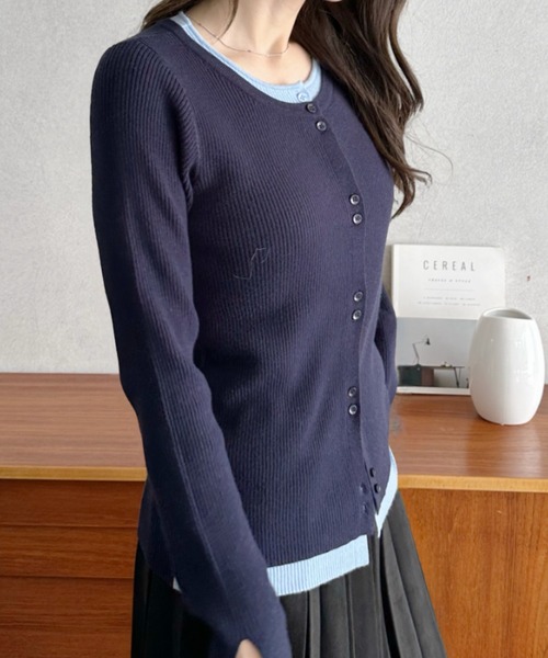Eclat one(エクラワン)の「【Eclat one】配色レイヤード 2連ボタン 細リブ ニットカーディガン(カーディガン/ボレロ・レディース・グレー/ネイビー/ブラウン・L/M)」の13枚目の写真