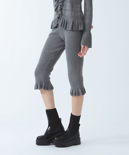 Ray BEAMS（レイビームス）の「裾 フリル ニット カプリ パンツ（その他パンツ・レディース・ブラック/シルバー・ONE SIZE）」の3枚目の写真