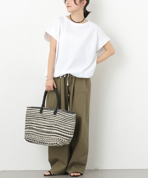 JOURNAL STANDARD relume(ジャーナルスタンダード レリューム)の「《WEB限定追加2》コットンドロップショルダー ドロストT(Tシャツ/カットソー・レディース・ホワイト/ブラック・FREE)」の6枚目の写真