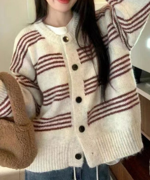 Ritzy（リッツィー）の「ボーダー柄 クロップドニットカーディガン（カーディガン/ボレロ・レディース・ブラック/レッド・FREE）」の5枚目の写真