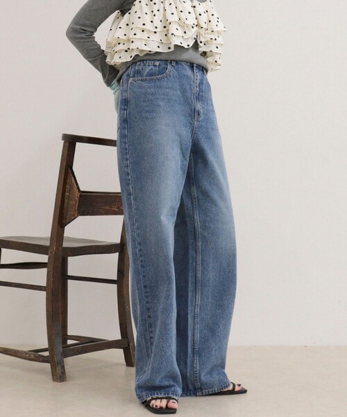 fredy emue(フレディエミュ)の「Soft color straight Denim(デニムパンツ・レディース・ブルー/ラベンダー・36/38)」の10枚目の写真