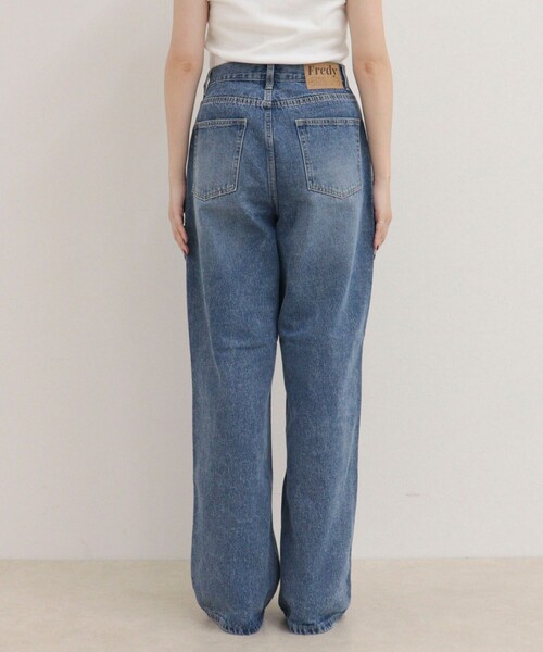 fredy emue(フレディエミュ)の「Soft color straight Denim(デニムパンツ・レディース・ブルー/ラベンダー・36/38)」の16枚目の写真